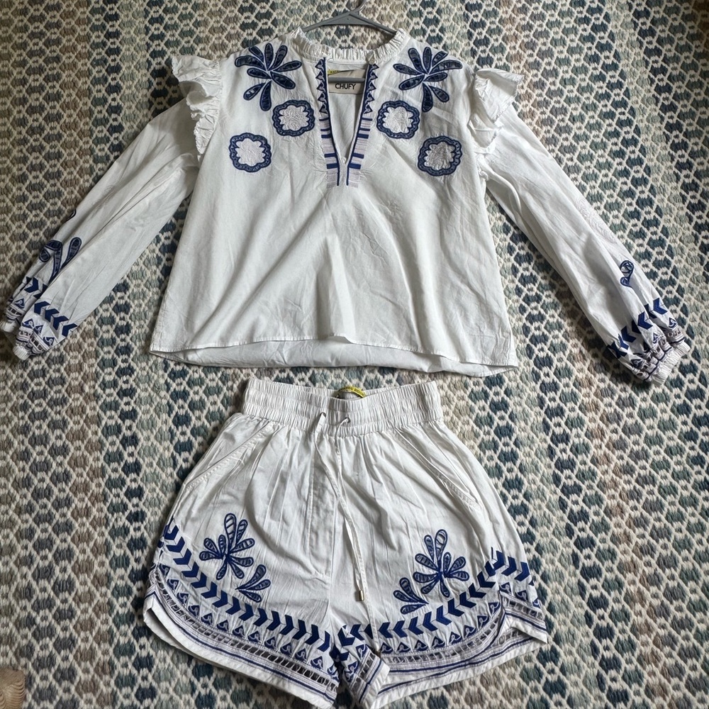 CHUFY White and Blue Embroidered Set